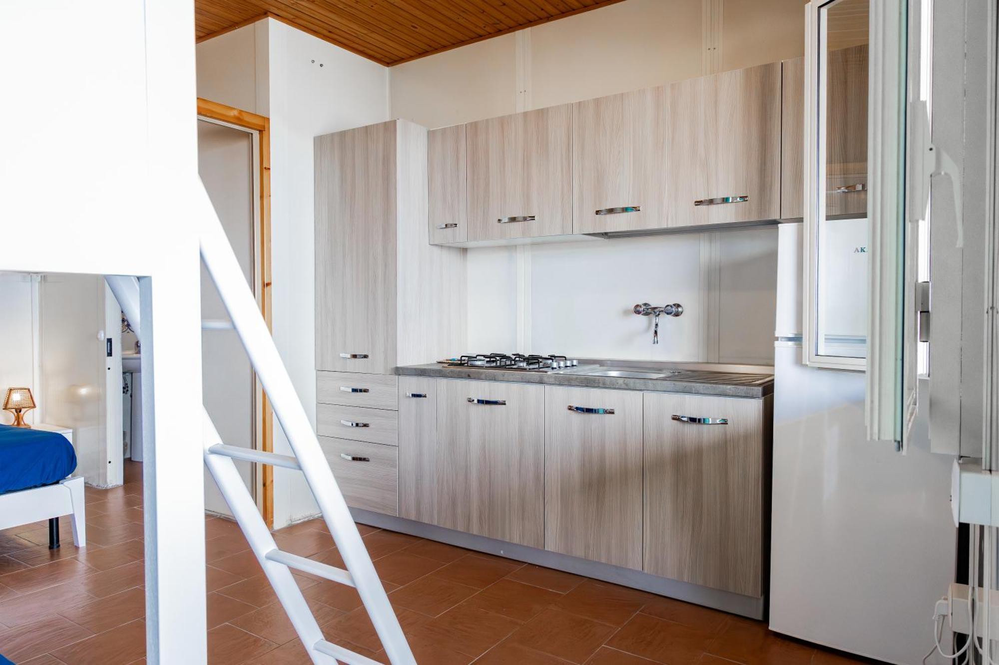 Riva Smeralda Camping Lodge Milazzo Ngoại thất bức ảnh