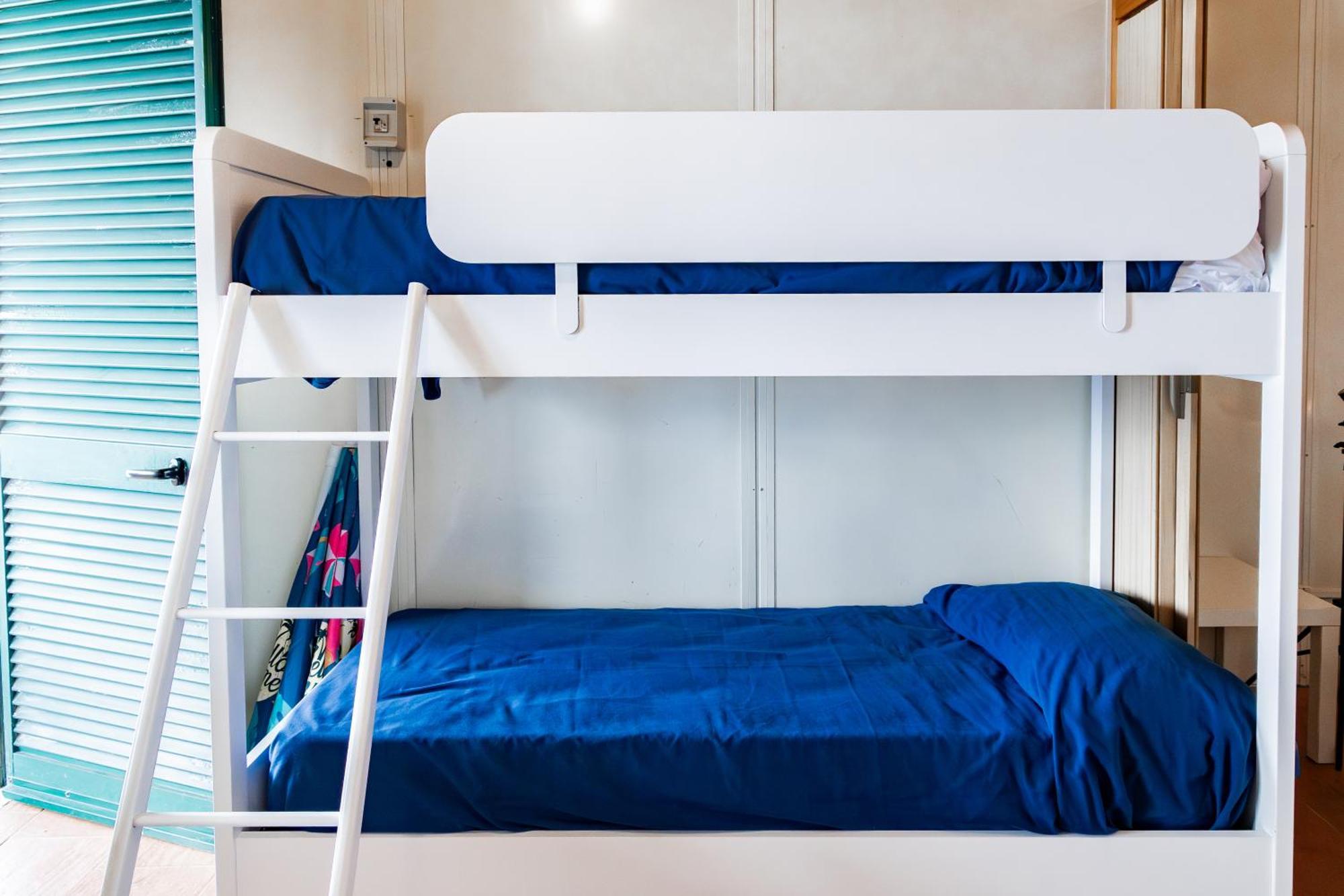 Riva Smeralda Camping Lodge Milazzo Ngoại thất bức ảnh