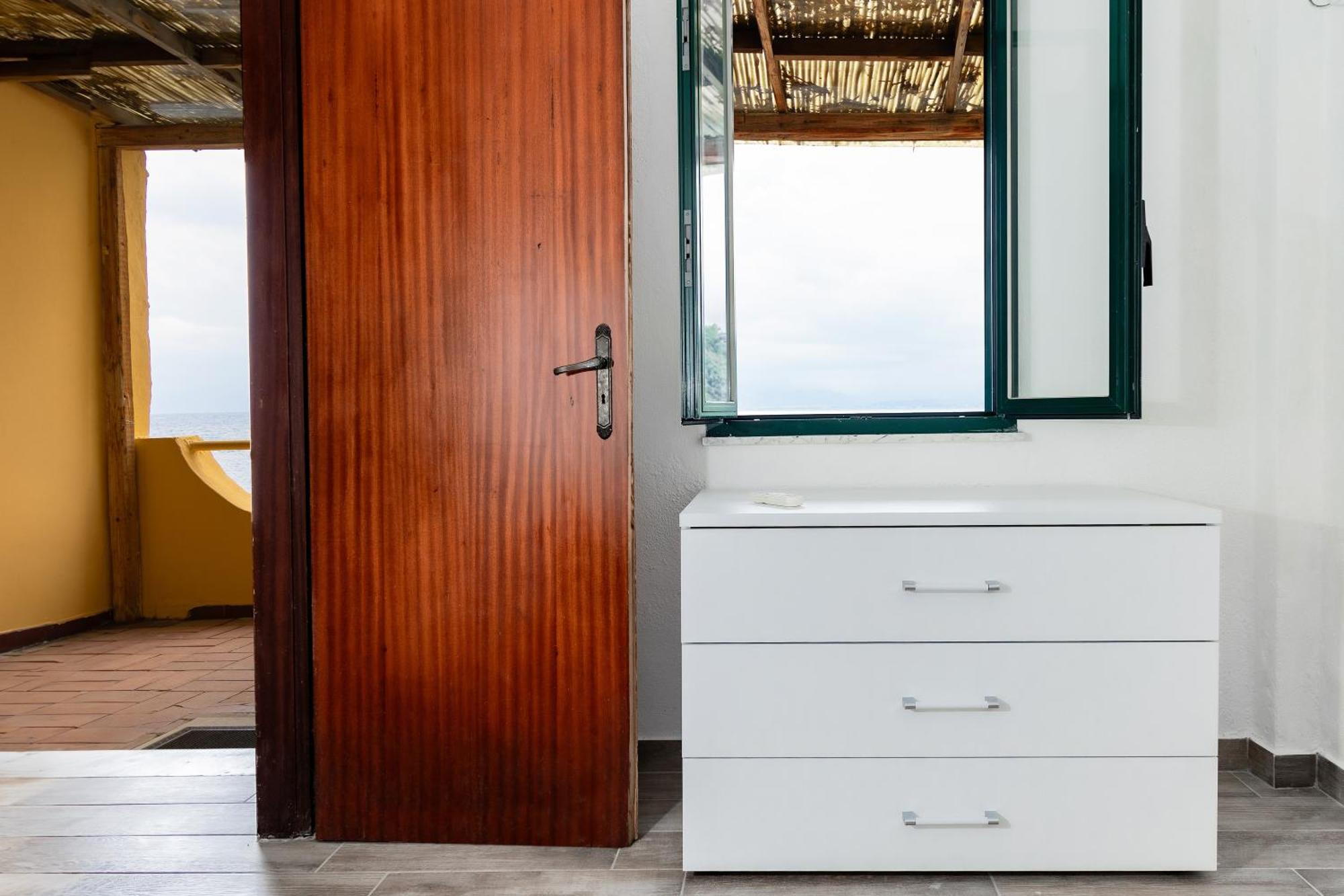 Riva Smeralda Camping Lodge Milazzo Ngoại thất bức ảnh